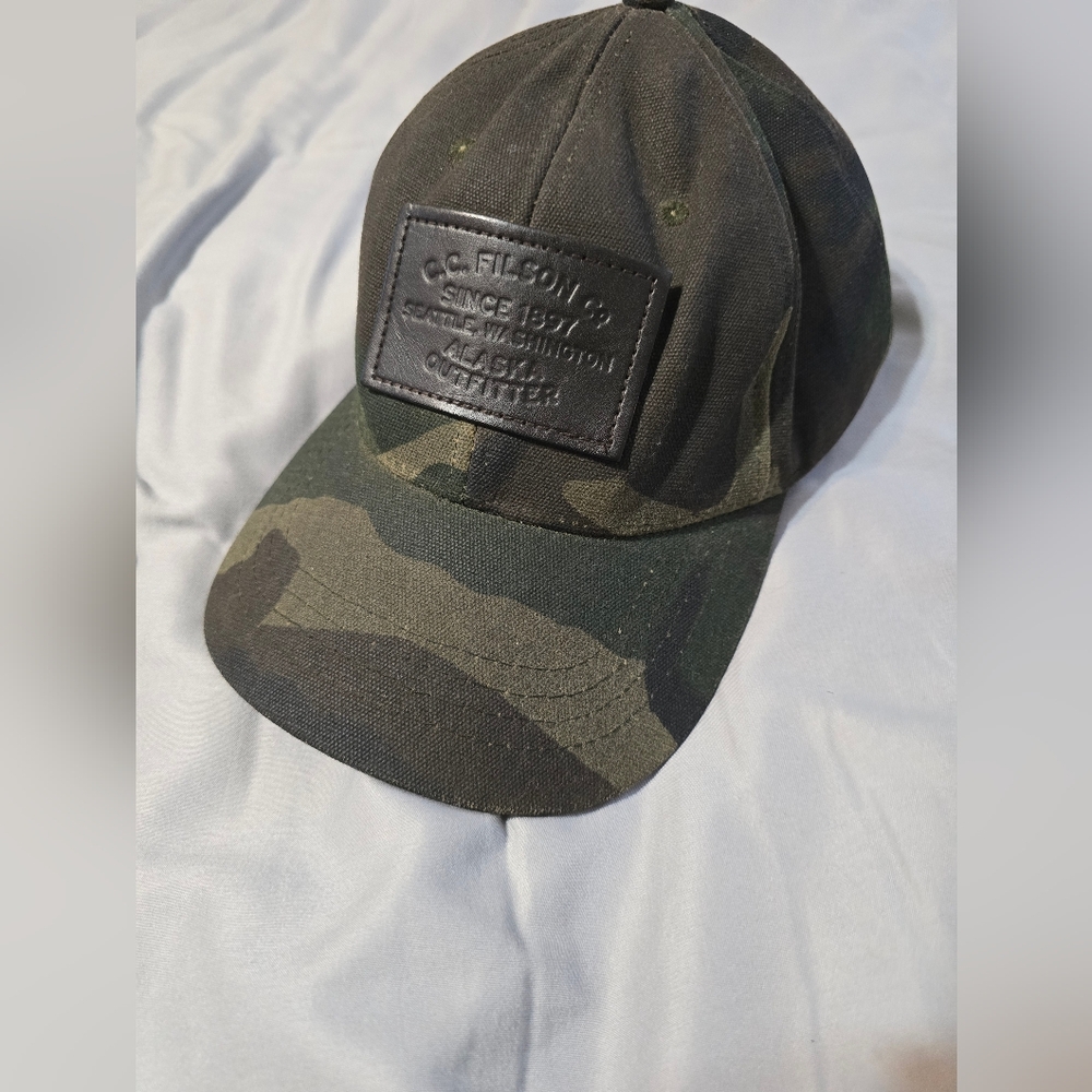 Filson Waxed Cap